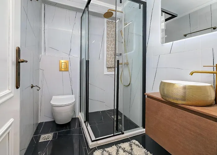 Theodoros Kolokotronis בית הארחה